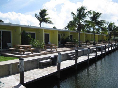 Coconut Cay Resort Marathon Exterior photo